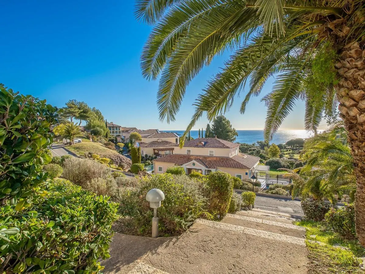 Apartment Village Cap Esterel - L'Esquinade-14 By Interhome Saint-Raphaël